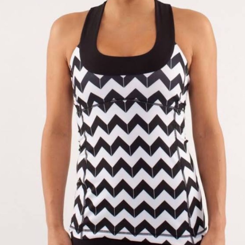 Lululemon Athletic Top-Chevron Print- Built in bra